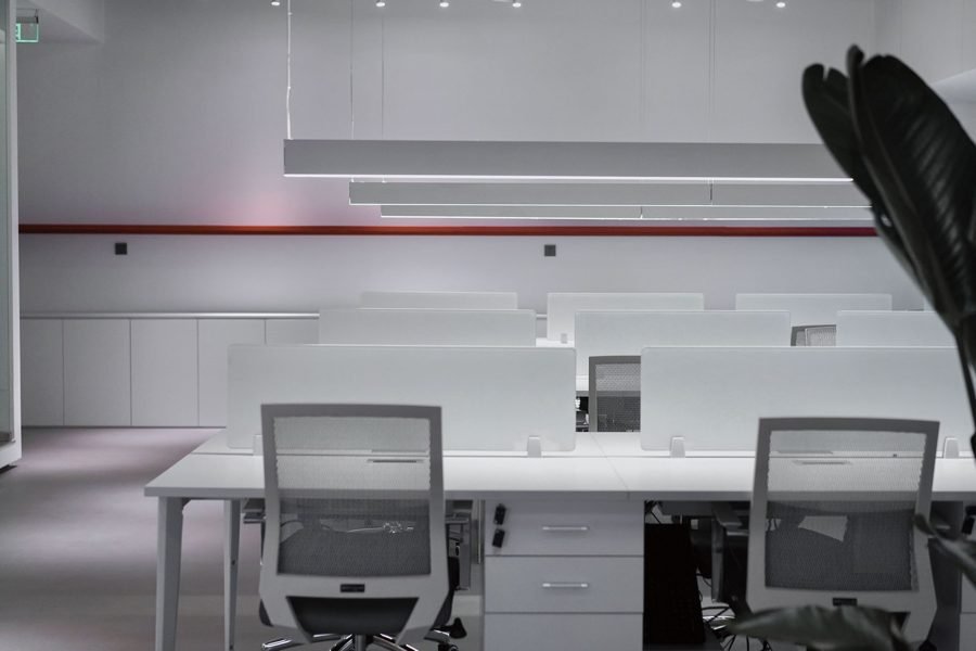 Suspended Linear Light